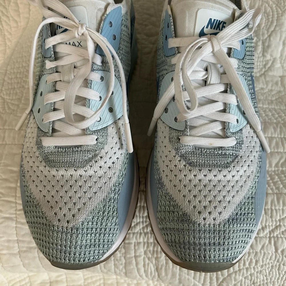Nike Women’s Air Max 90 Flyknit Ultra in Light Armory Size 9.5 - Picture 5 of 7